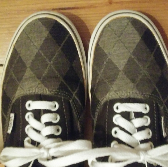 Vans | SOLD🎉Checkered Shoe Sneakers Black White - Picture 2 of 8